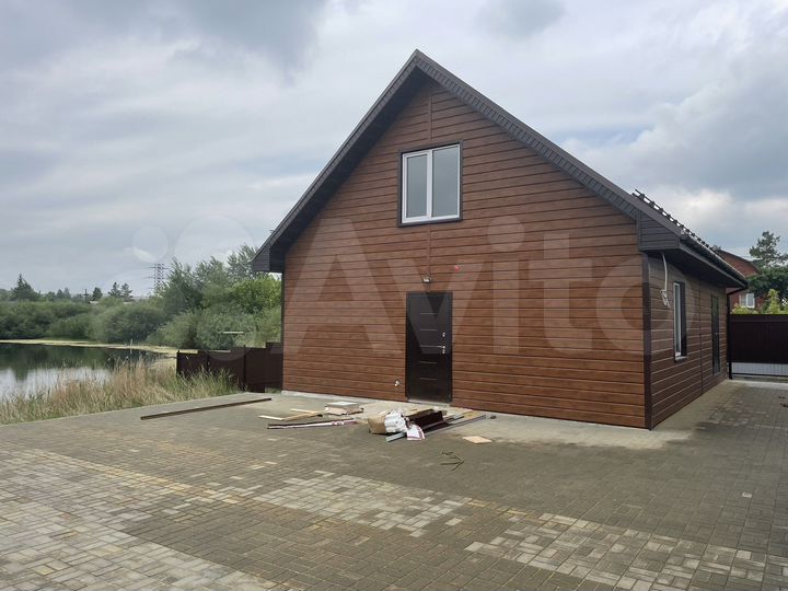 Дом 106 м² на участке 7 сот.