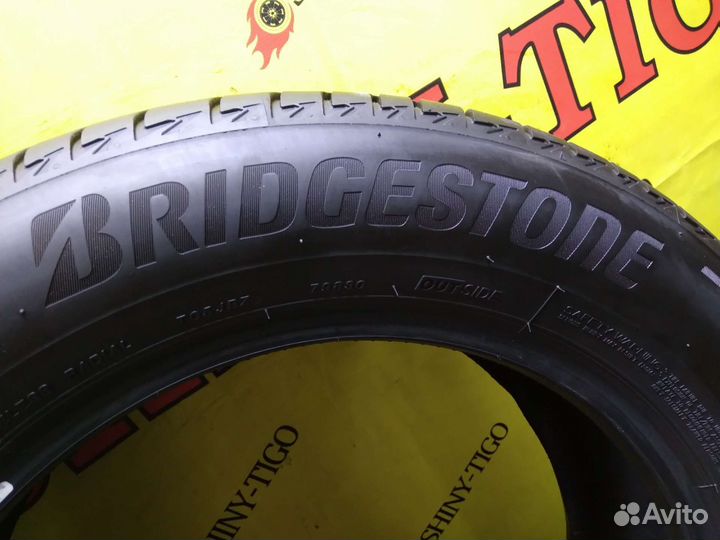 Bridgestone Turanza T005 215/60 R17 96H