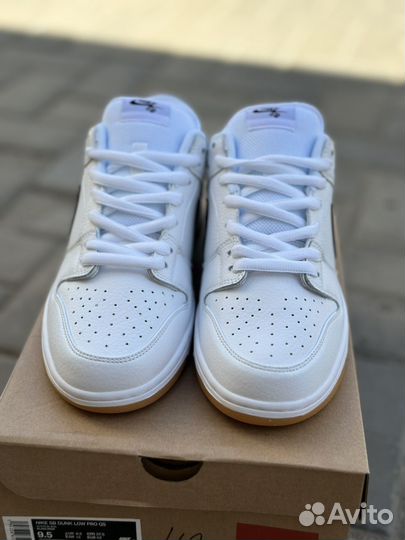 Кроссовки Nike dunk sb low pro white gum