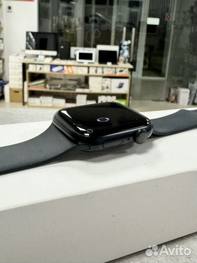 Apple Watch 8 45mm. Акб:100 Состояние Новых