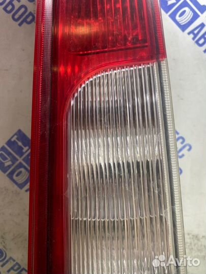 Фонарь задний левый Ford C-Max универсал 1.8 csdb