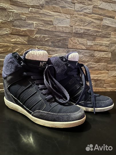 Кроссовки adidas neo женские