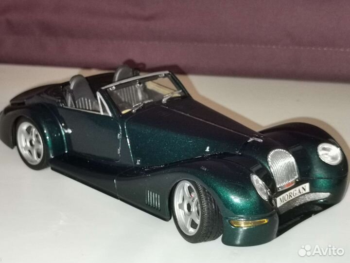 Модель morgan aero 8 1:18