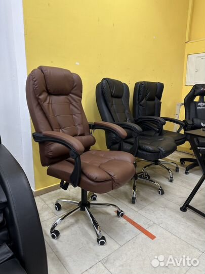 Офисное кресло с массажем