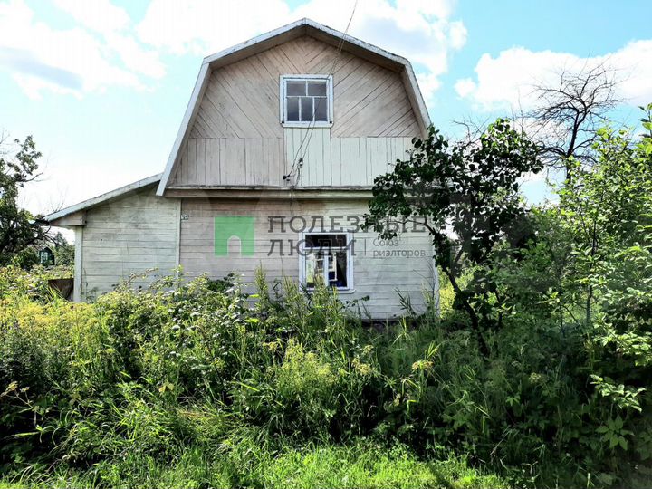 Дача 37 м² на участке 8 сот.