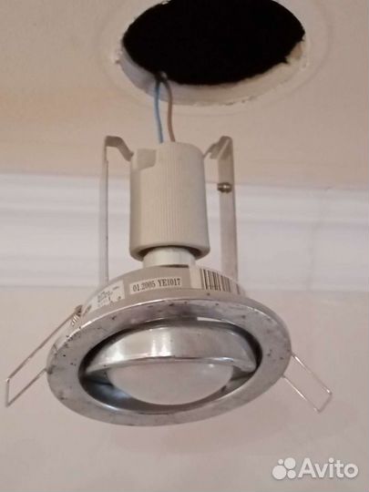 Светильники поворотные б. У