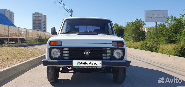 LADA 4x4 (Нива) 1.7 МТ, 2000, 200 000 км