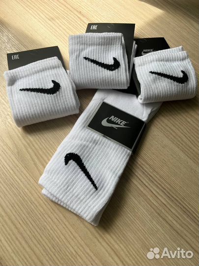 Носки Nike белые