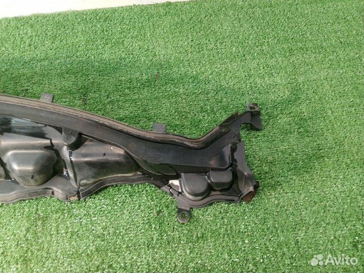 Водосток Ford Fiesta седан iqje 2015