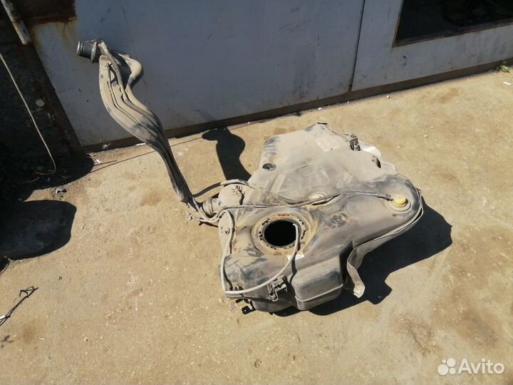 Топливный бак octavia a5. Бак шкода а5. Бак шкода а5. Бак шкода а5. Бак шкода а5.