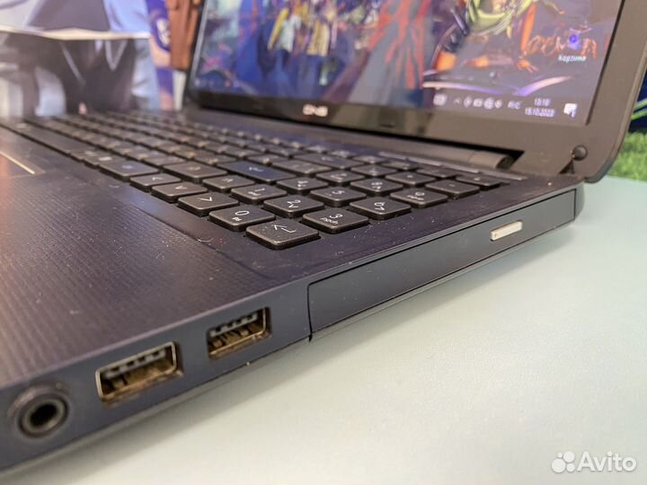 Игровой Ноутбук 2 видеокарты/i3/6gb/SSD