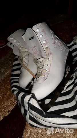 Коньки для девочки 35-36 размер