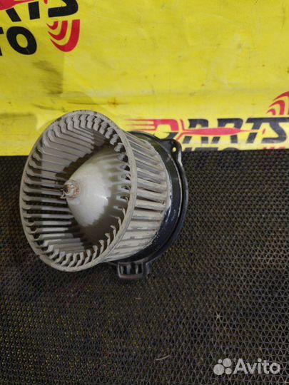 Мотор печки Toyota Corolla AE91 4AFE