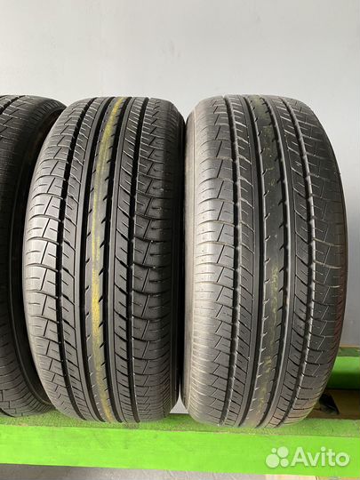 Yokohama dB Decibel E70 215/55 R17