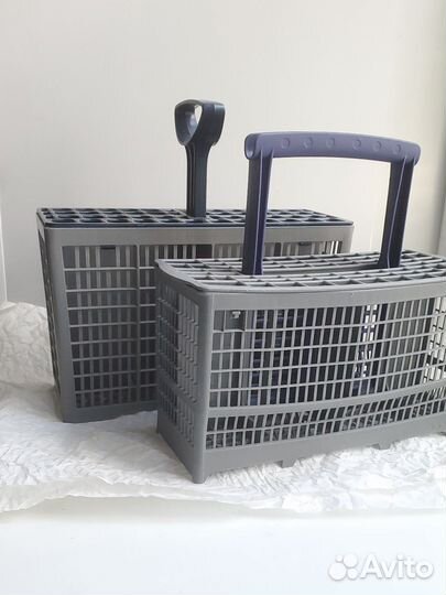 Контейнеры для столовых приборов в посудомойку