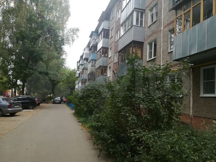 2-к. квартира, 43 м², 3/5 эт.