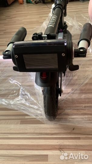 Электросамокат для взрослых новый в коробке