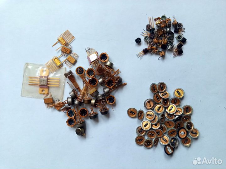 Транзисторы,ми-схемы,км-ки,разъёмы и другое