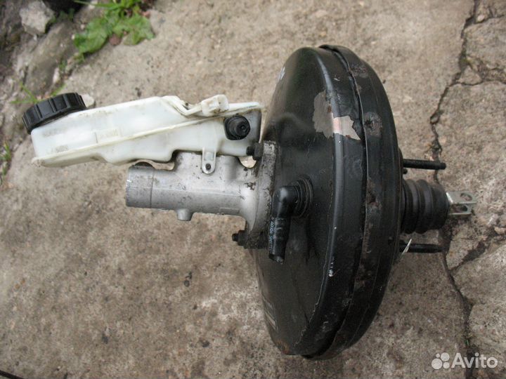 Вакуумный усилитель тормозов Ford Focus 2