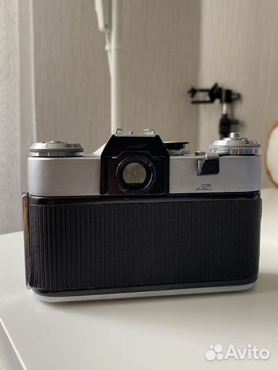 Плёночный фотоаппарат Zenit E
