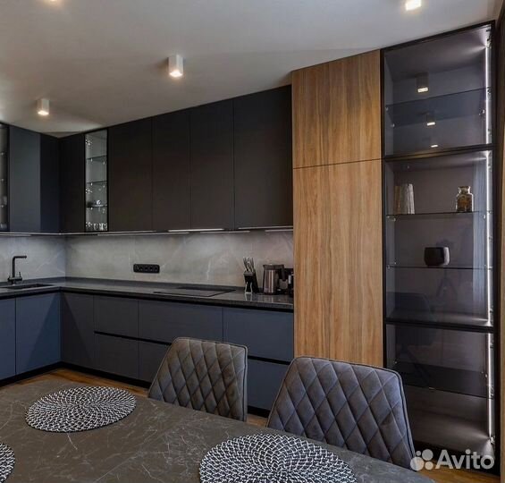 Кухонный гарнитур угловой в потолок на заказ