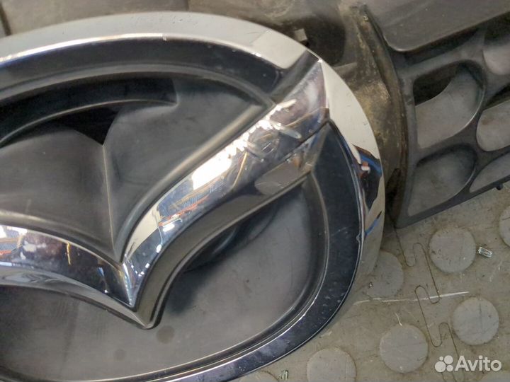 Решетка радиатора Mazda CX-7, 2007