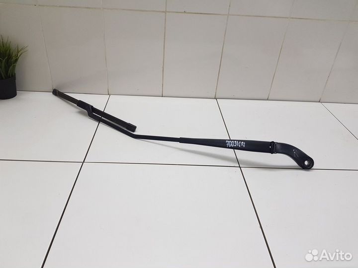 Поводок стеклоочистителя правый (Haval F7)