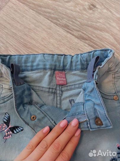 Джинсы для девочки 104