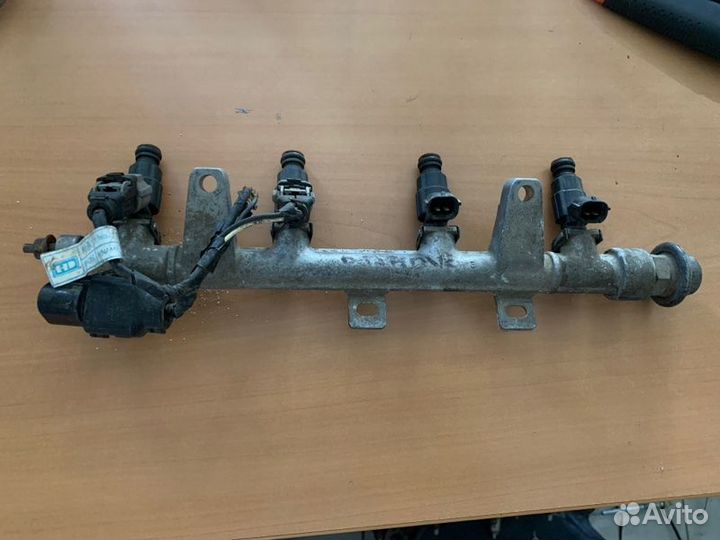 Рампа топливная Kia Cerato