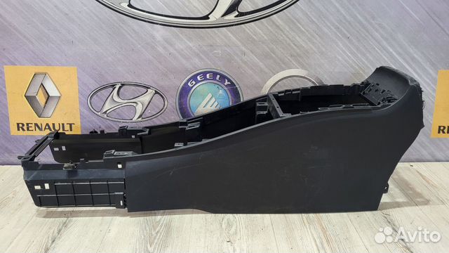 Консоль между сидений центральная Nissan teana J32