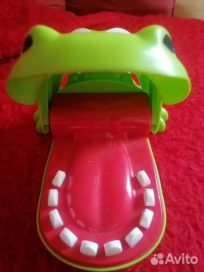 Игрушка крокодил