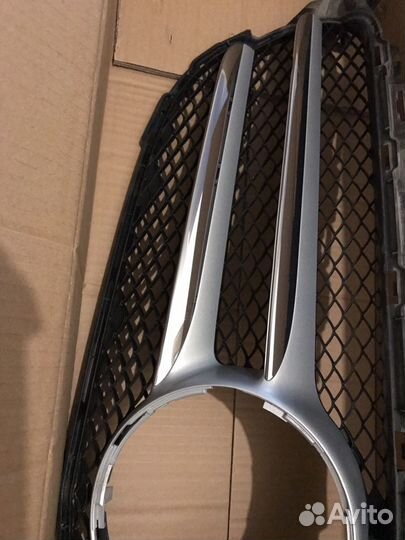 Оригинальная Решетка Mercedes С класс w205