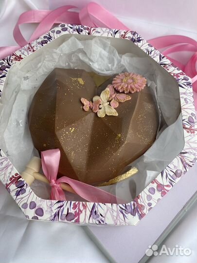 Сердце-пиньята из бельгийского шоколада