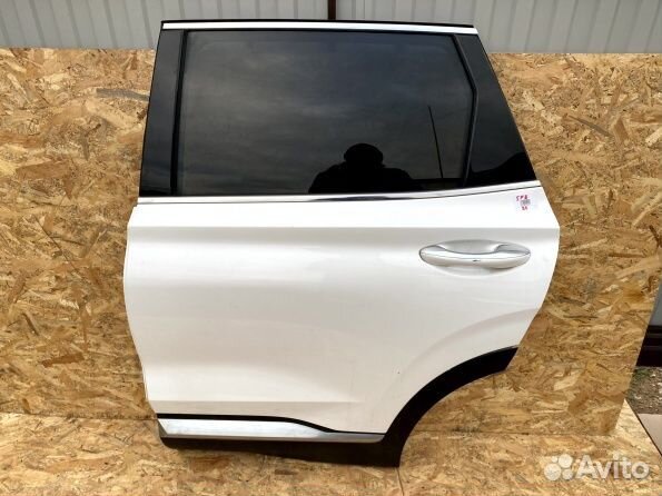 Дверь задняя левая Hyundai Santa Fe 4