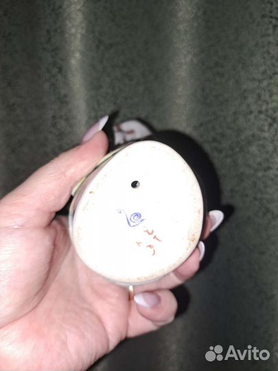 Фарфоровая статуэтка СССР девушка с куманцом