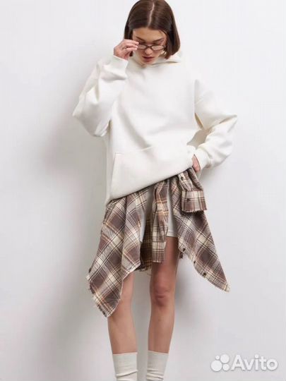 Худи женское белое