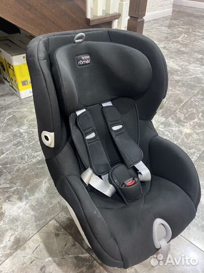 Автокресло Britax Roemer Trifix Cosmos Black