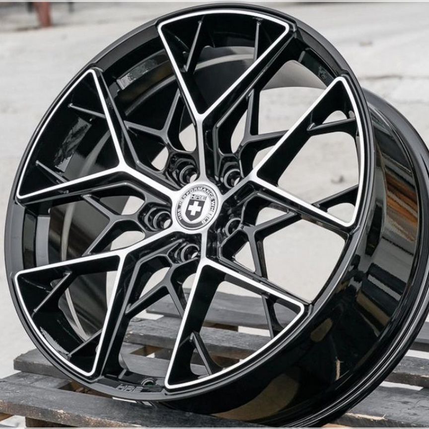Литые диски HRE FF10 8×R19 5×114.3