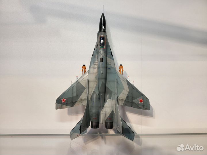 Модель самолета миг-29 смт 1/72