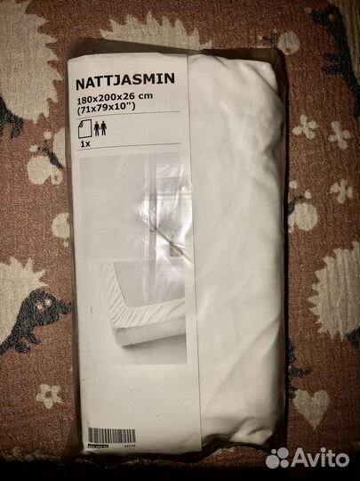 Новая натяжная простынь 180х200