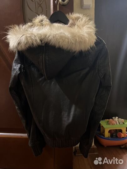 Куртка кожаная