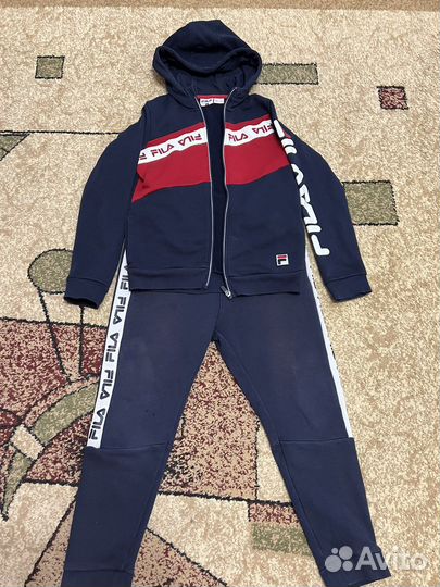 Спортивный костюм