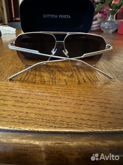 Солнцезащитные очки