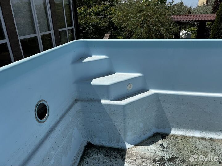 Чаша для бассейна б/у