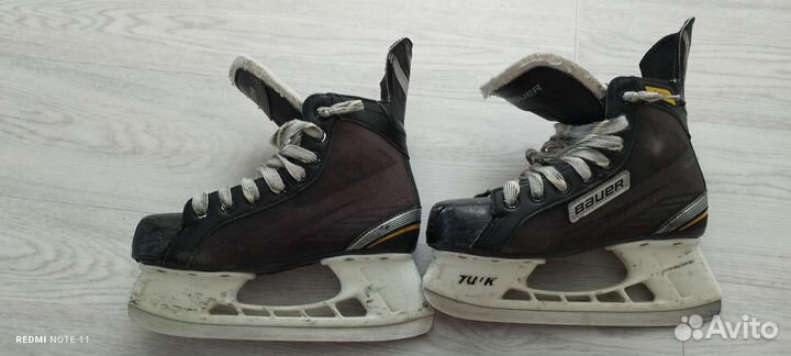 Хоккейные коньки bauer