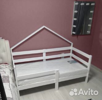 Кроватка Терем Инк из массива для малыша с бортико