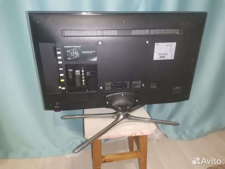 Телевизор Samsung ue32f6400k