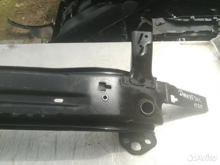 Усилитель переднего бампера Kia Sorento 2 XM