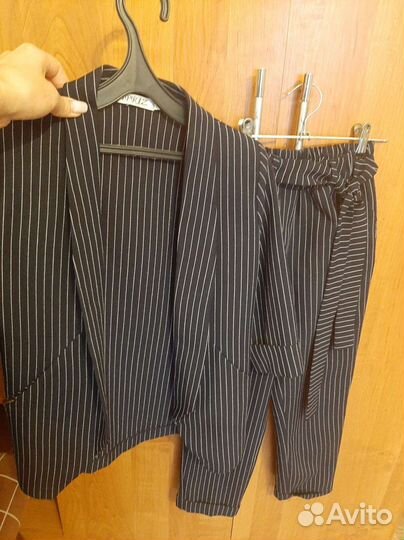 Брючный костюм на девочку