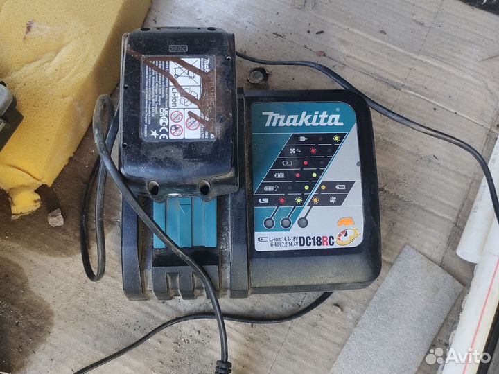 Зарядное устройство makita dc18rc + аккумулятор